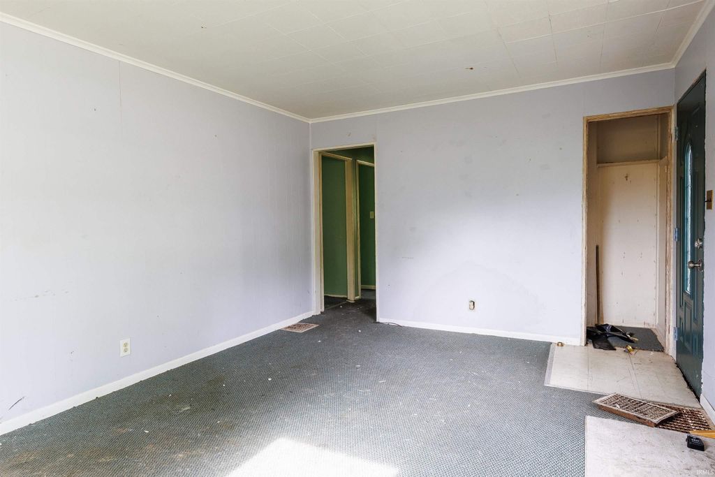 Photo of 728 sherwood Terrace, Fort Wayne, IN 46806 (MLS # 202624375)