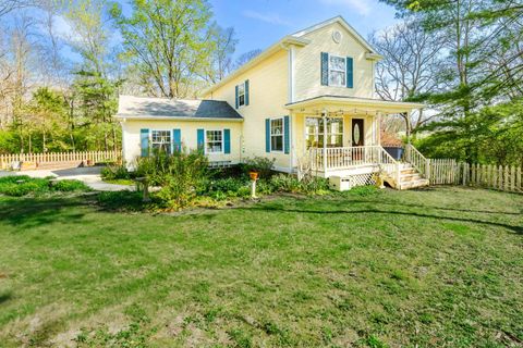 Photo of 420 N Oak Street, Bloomington, IN 47404 (MLS # 202624783)