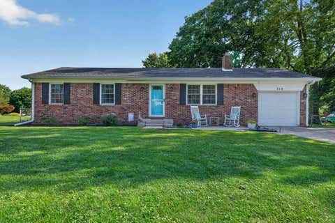 Photo of 313 W Northern Avenue, Logansport, IN 46947 (MLS # 202634846)