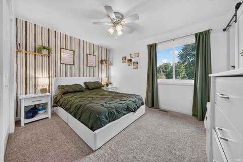 Tiny photo for 313 W Northern Avenue, Logansport, IN 46947 (MLS # 202634846)