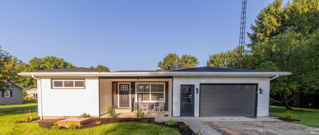 Photo of 3310 N Rangeline Road, Huntington, IN 46750 (MLS # 202635889)