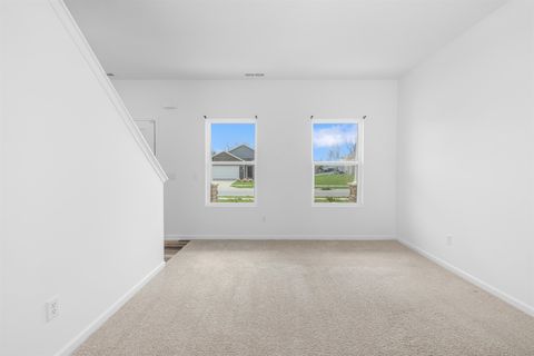 Tiny photo for 728 Alquin Court, Huntertown, IN 46748 (MLS # 202613560)