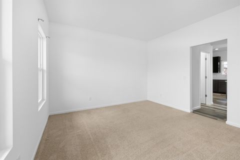 Tiny photo for 728 Alquin Court, Huntertown, IN 46748 (MLS # 202613560)