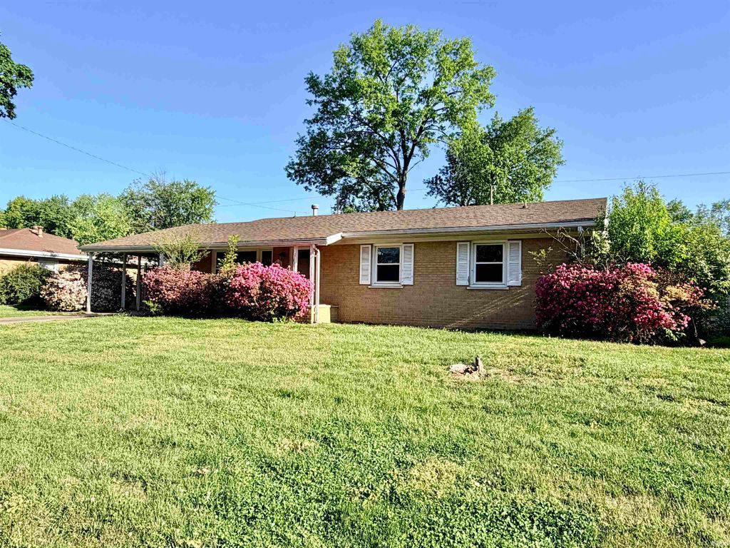 Photo of 2118 Mahrendale Avenue, Evansville, IN 47714 (MLS # 202613935)