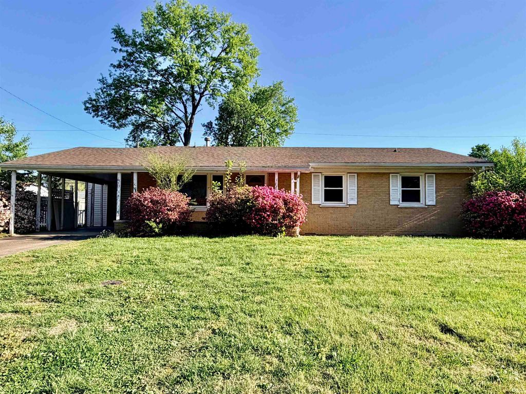 Photo of 2118 Mahrendale Avenue, Evansville, IN 47714 (MLS # 202613935)