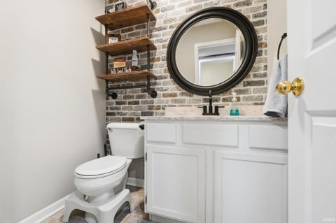 Tiny photo for 830 Stockwillow Court, Huntertown, IN 46748 (MLS # 202641580)