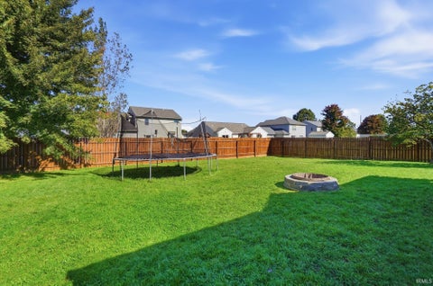 Tiny photo for 830 Stockwillow Court, Huntertown, IN 46748 (MLS # 202641580)