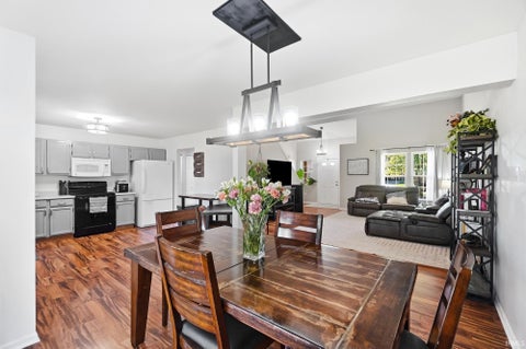 Tiny photo for 830 Stockwillow Court, Huntertown, IN 46748 (MLS # 202641580)