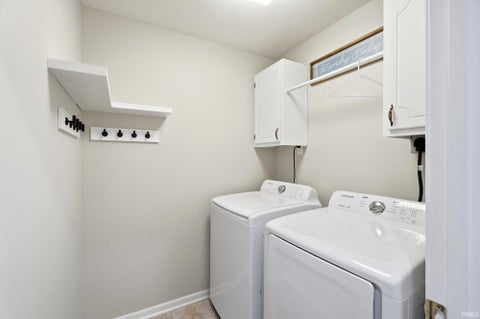 Tiny photo for 830 Stockwillow Court, Huntertown, IN 46748 (MLS # 202641580)