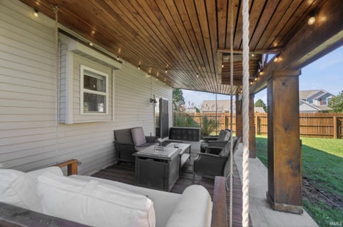 Tiny photo for 830 Stockwillow Court, Huntertown, IN 46748 (MLS # 202641580)