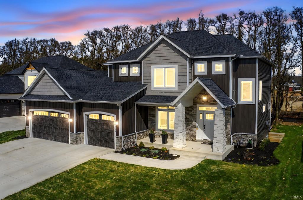 Photo of 11153 Albany Ridge Drive, Osceola, IN 46561 (MLS # 202609841)