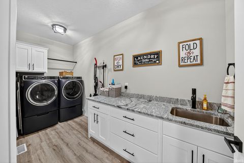 Tiny photo for 11153 Albany Ridge Drive, Osceola, IN 46561 (MLS # 202609841)