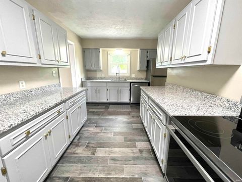 Tiny photo for 1100 S Goyer Road, Kokomo, IN 46901 (MLS # 202523661)