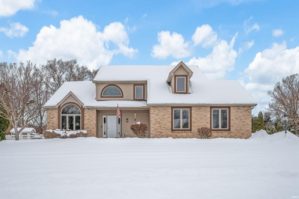 Photo of 53271 County Murray Drive, Granger, IN 46530 (MLS # 202603918)
