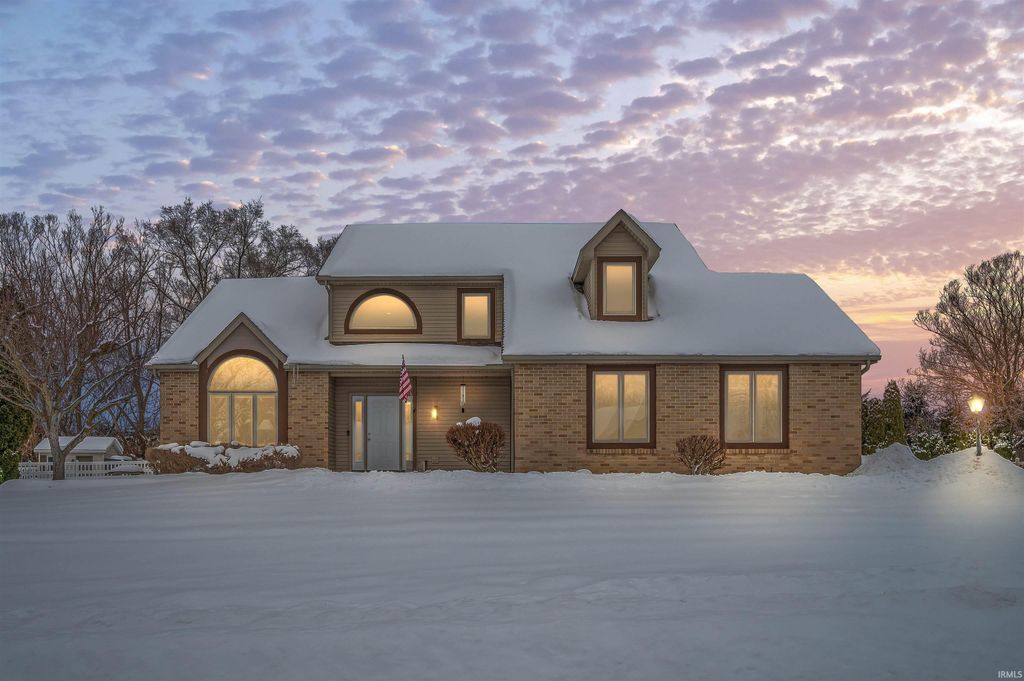 Photo of 53271 County Murray Drive, Granger, IN 46530 (MLS # 202603918)