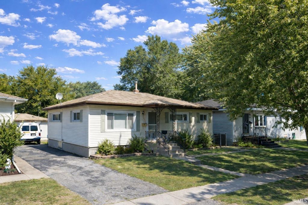 Photo of 4422 E 20th Court, Gary, IN 46405 (MLS # 202615208)