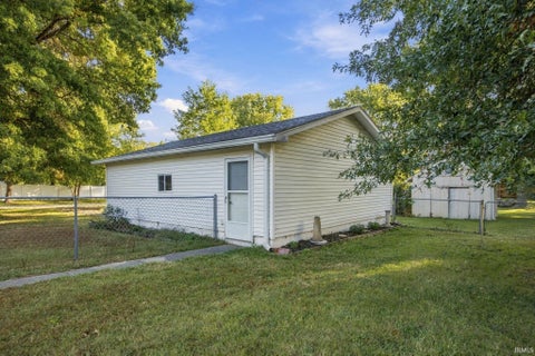 Tiny photo for 11 Country Aire Drive, Lafayette, IN 47905 (MLS # 202641913)