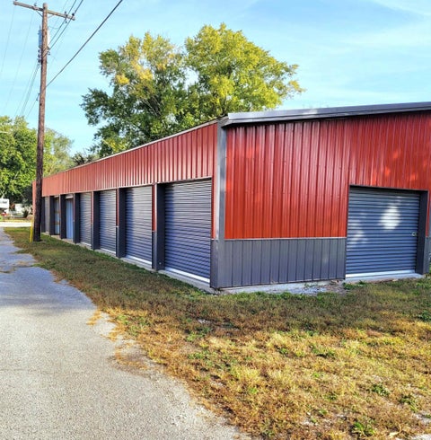 Tiny photo for 160 E Main Street, Yeoman, IN 47997 (MLS # 202644147)
