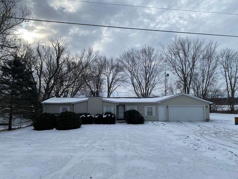 Photo of 3775 W US Highway 20, Angola, IN 46703 (MLS # 202548978)