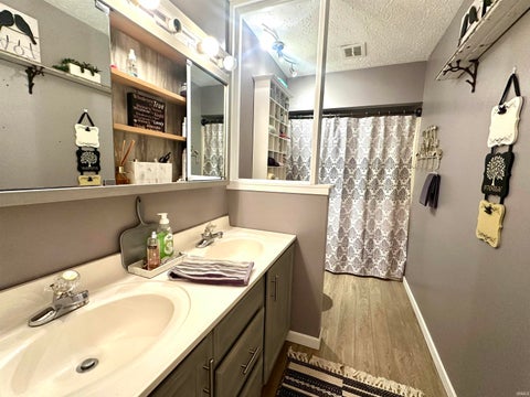 Tiny photo for 1609 S Rue Royale Drive, Kokomo, IN 46902 (MLS # 202640285)