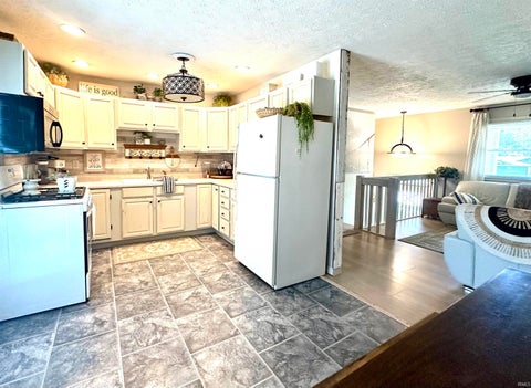 Tiny photo for 1609 S Rue Royale Drive, Kokomo, IN 46902 (MLS # 202640285)