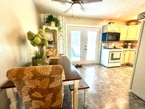 Tiny photo for 1609 S Rue Royale Drive, Kokomo, IN 46902 (MLS # 202640285)