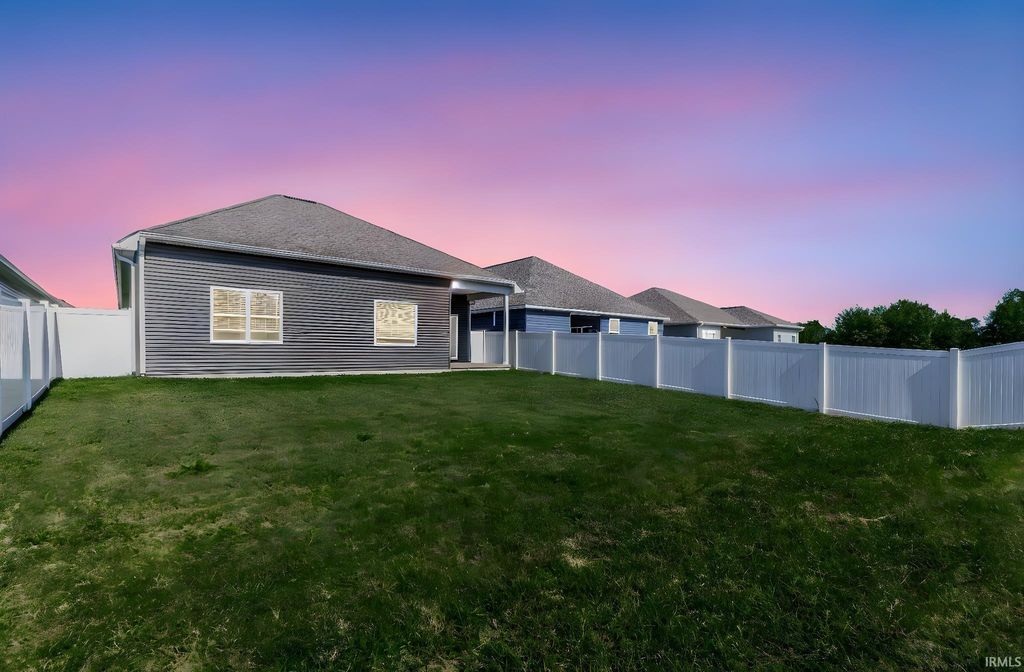 Photo of 3103 Fehme Court, Evansville, IN 47725 (MLS # 202613260)