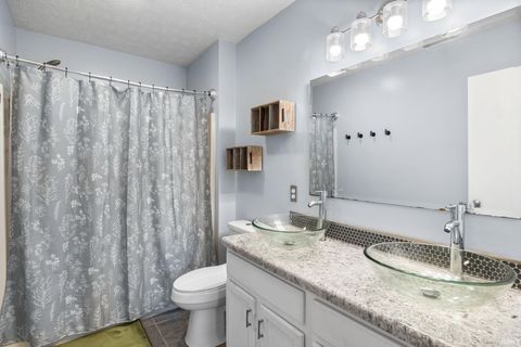 Tiny photo for 318 Cromwell Court, Lafayette, IN 47909 (MLS # 202608818)