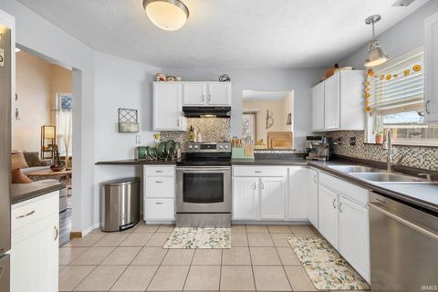 Tiny photo for 318 Cromwell Court, Lafayette, IN 47909 (MLS # 202608818)