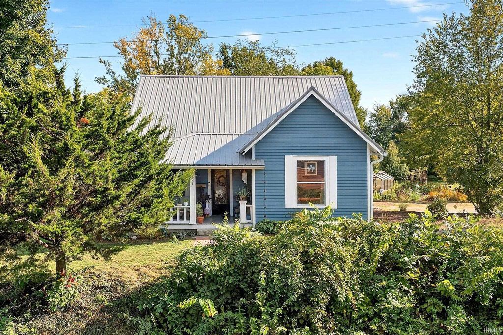 Photo of 521 S Sale Street, Ellettsville, IN 47429 (MLS # 202609768)