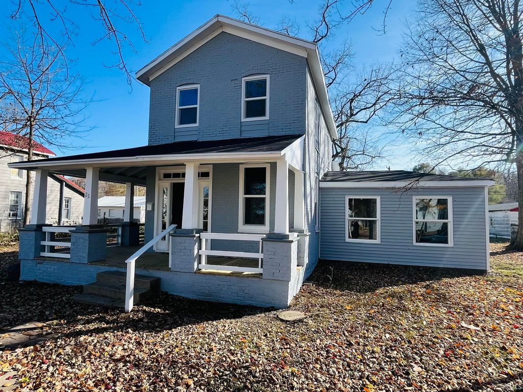 Photo of 25 E Franklin Street, Peru, IN 46970 (MLS # 202546159)