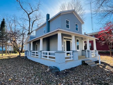 Tiny photo for 25 E Franklin Street, Peru, IN 46970 (MLS # 202546159)