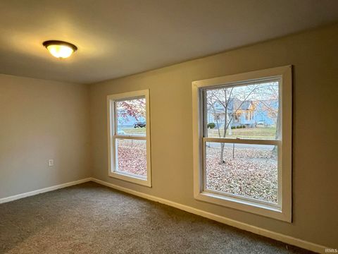 Tiny photo for 25 E Franklin Street, Peru, IN 46970 (MLS # 202546159)