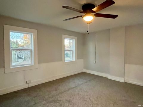 Tiny photo for 25 E Franklin Street, Peru, IN 46970 (MLS # 202546159)