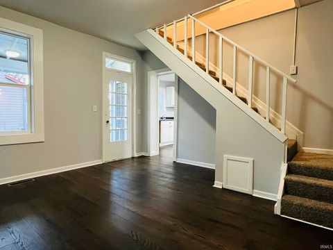 Tiny photo for 25 E Franklin Street, Peru, IN 46970 (MLS # 202546159)