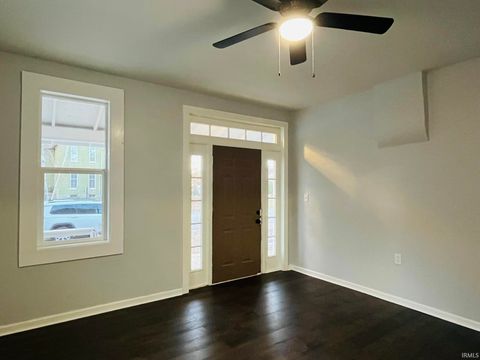 Tiny photo for 25 E Franklin Street, Peru, IN 46970 (MLS # 202546159)