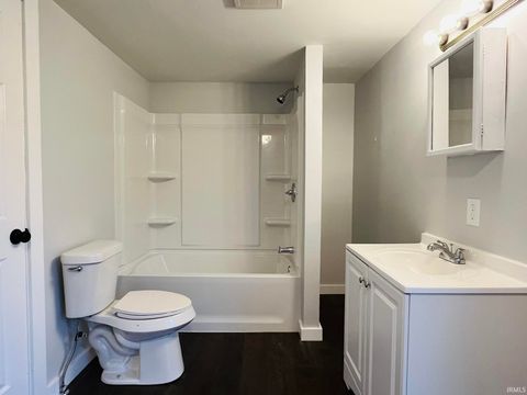 Tiny photo for 25 E Franklin Street, Peru, IN 46970 (MLS # 202546159)