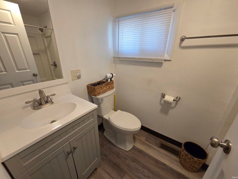 Tiny photo for 801 S Brittain Avenue, Muncie, IN 47303 (MLS # 202640701)