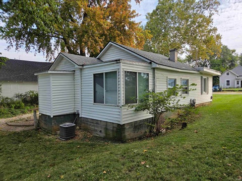 Tiny photo for 801 S Brittain Avenue, Muncie, IN 47303 (MLS # 202640701)