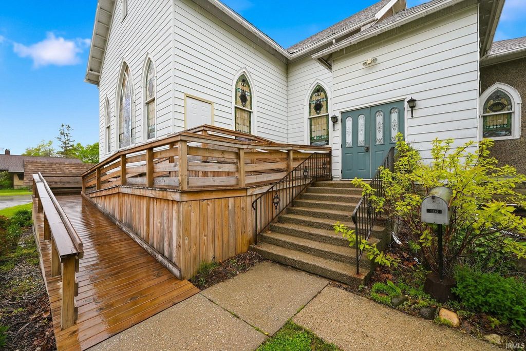 Photo of 316 N Main St ST, Churubusco, IN 46723 (MLS # 202616546)