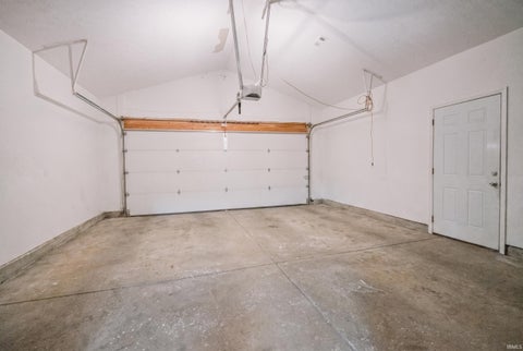 Tiny photo for 921 E Center Road, Kokomo, IN 46902 (MLS # 202639735)