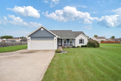 Photo of 921 E Center Road, Kokomo, IN 46902 (MLS # 202639735)