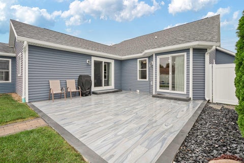 Tiny photo for 921 E Center Road, Kokomo, IN 46902 (MLS # 202639735)