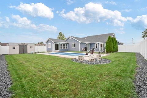 Tiny photo for 921 E Center Road, Kokomo, IN 46902 (MLS # 202639735)