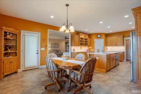 Tiny photo for 6213 Pembrooke Drive, Newburgh, IN 47630 (MLS # 202632138)