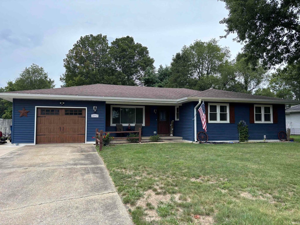 Photo of 28903 Kehres Street, Elkhart, IN 46514 (MLS # 202631319)