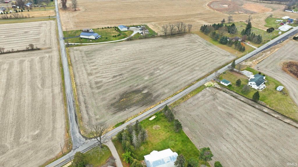 Photo of 3219 W Shoaff Road, Huntertown, IN 46748 (MLS # 202547050)