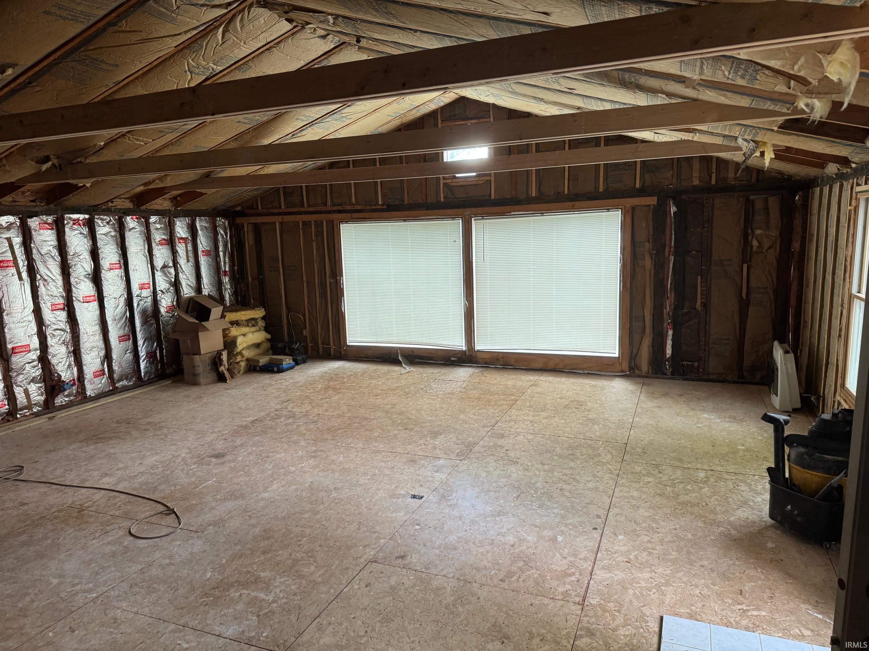 Fowler, Indiana 47944, United States, 5 Bedrooms Bedrooms, ,3 BathroomsBathrooms,Residential,Active,226299