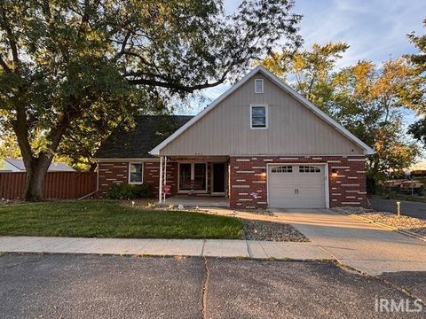 Photo of 902 E 8th Street, Fowler, IN 47944 (MLS # 202541280)