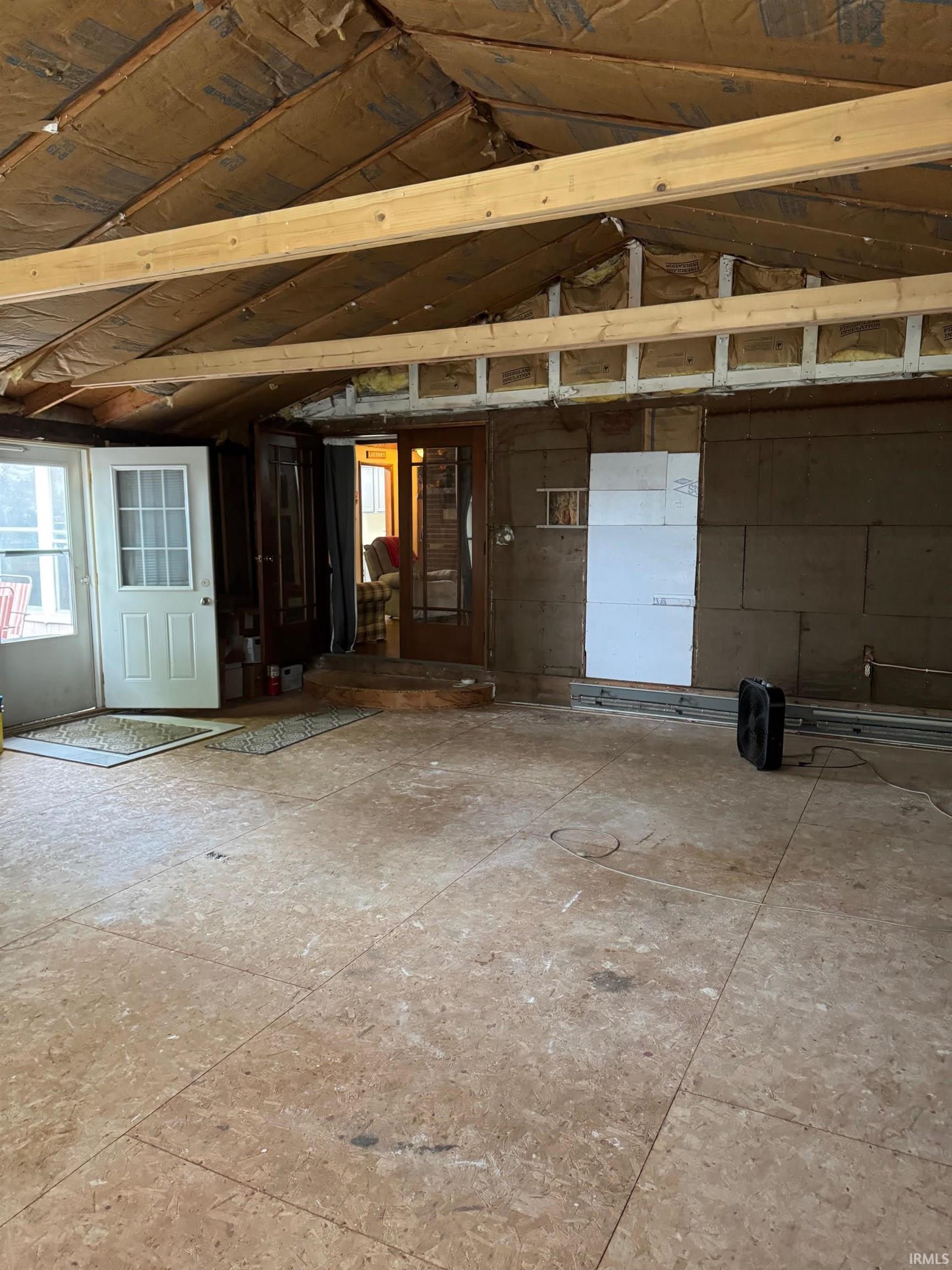 Fowler, Indiana 47944, United States, 5 Bedrooms Bedrooms, ,3 BathroomsBathrooms,Residential,Active,226299